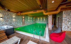 Aerial Hotel & Spa